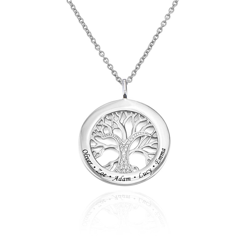 Helloice Engraved Diamond Family Tree Circle Necklace