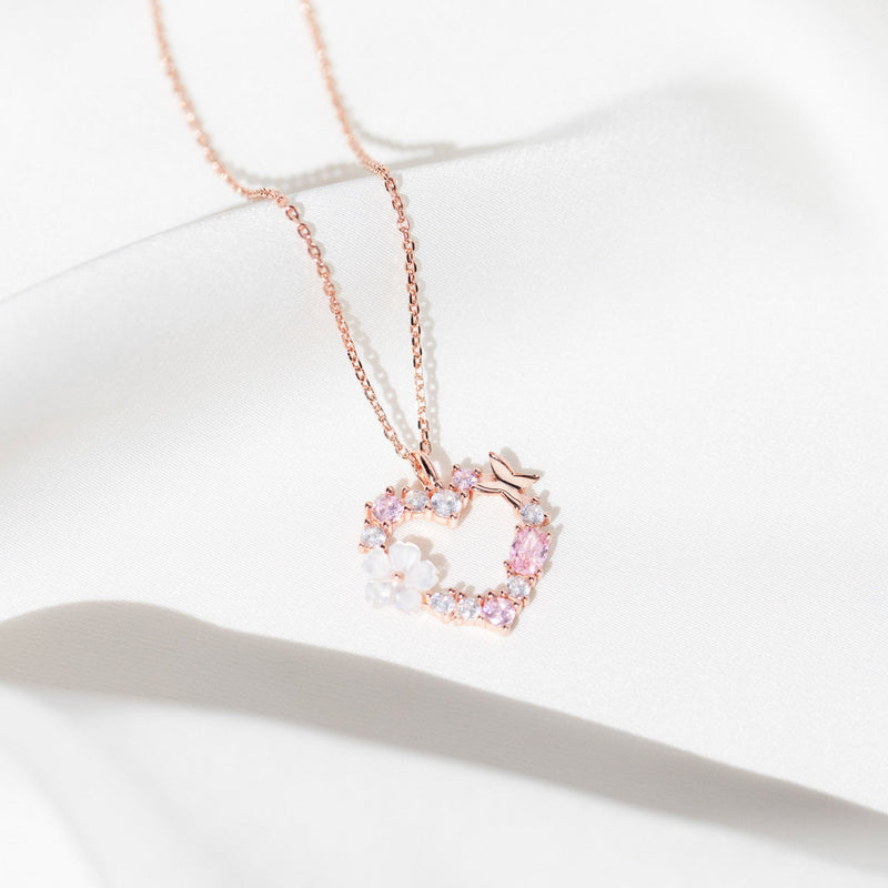 Helloice Spring Flower Heart Necklace